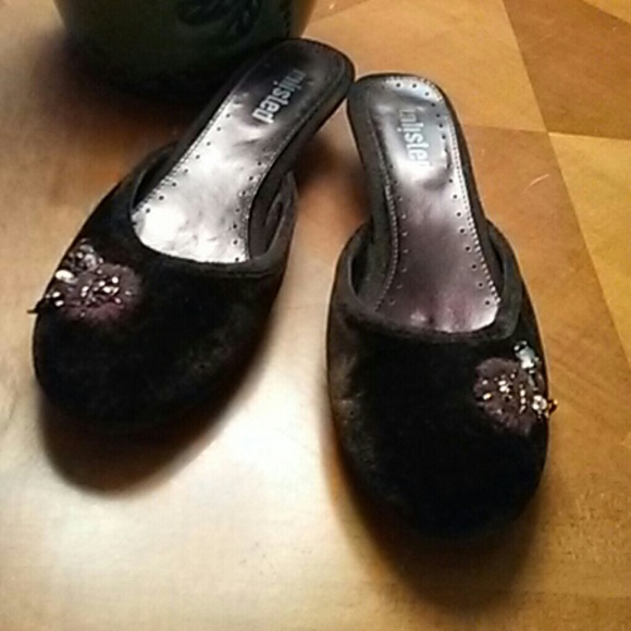 Vintage, Unlisted ,Velour kitten heels - Picture 3 of 4
